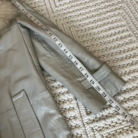 Vintage 60s/70s Fur leather Collar Coat - Picture 13 of 16